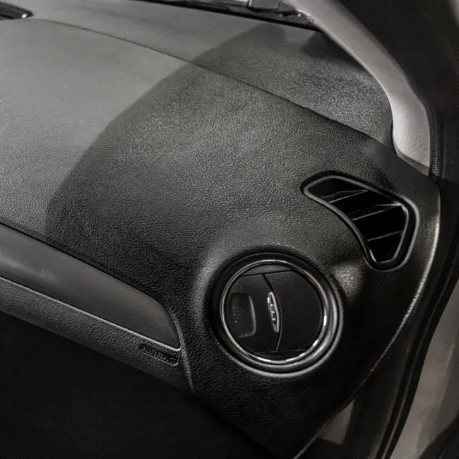 Moje Auto Cockpitmilch – Vanille Glänzend 300 ml