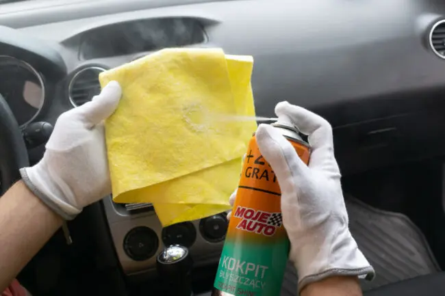 Moje Auto Glänzendes Cockpit-Spray Sport 750 ml